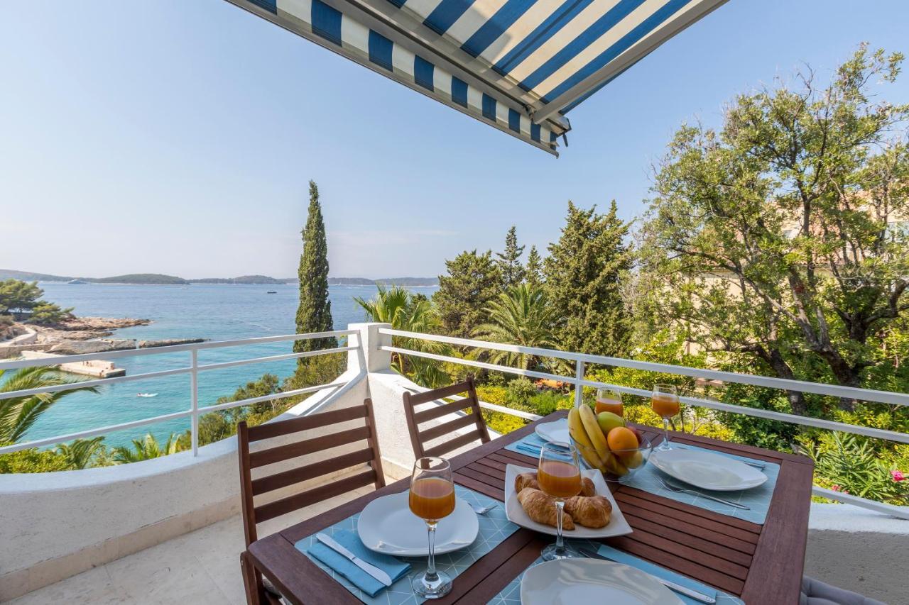 Apartment Shades Of Blue Хвар Экстерьер фото