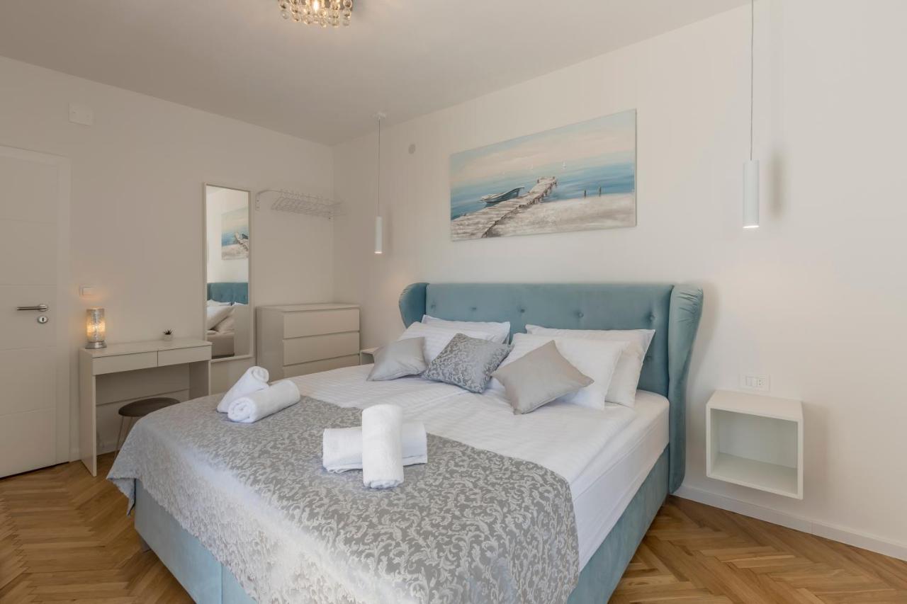 Apartment Shades Of Blue Хвар Экстерьер фото